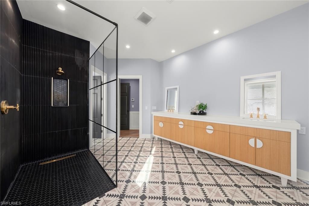 6401 Pine Ave, Sanibel, FL 33957 Photo