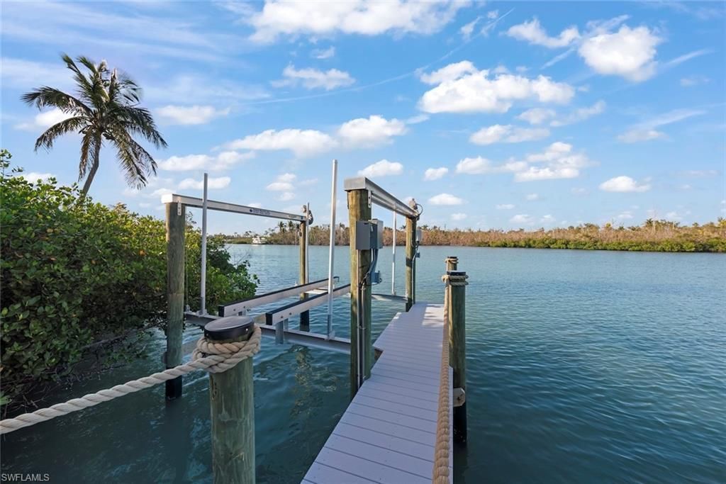 6401 Pine Ave, Sanibel, FL 33957 Photo