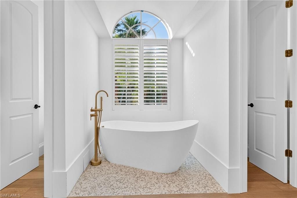 9008 Mockingbird Dr, Sanibel, FL 33957 Photo