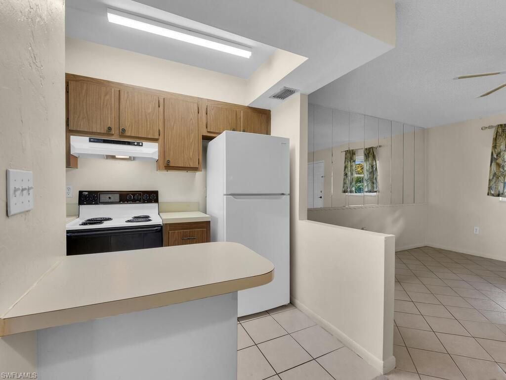 3901 Del Prado Blvd S, Unit 203, Cape Coral, FL 33904 Photo