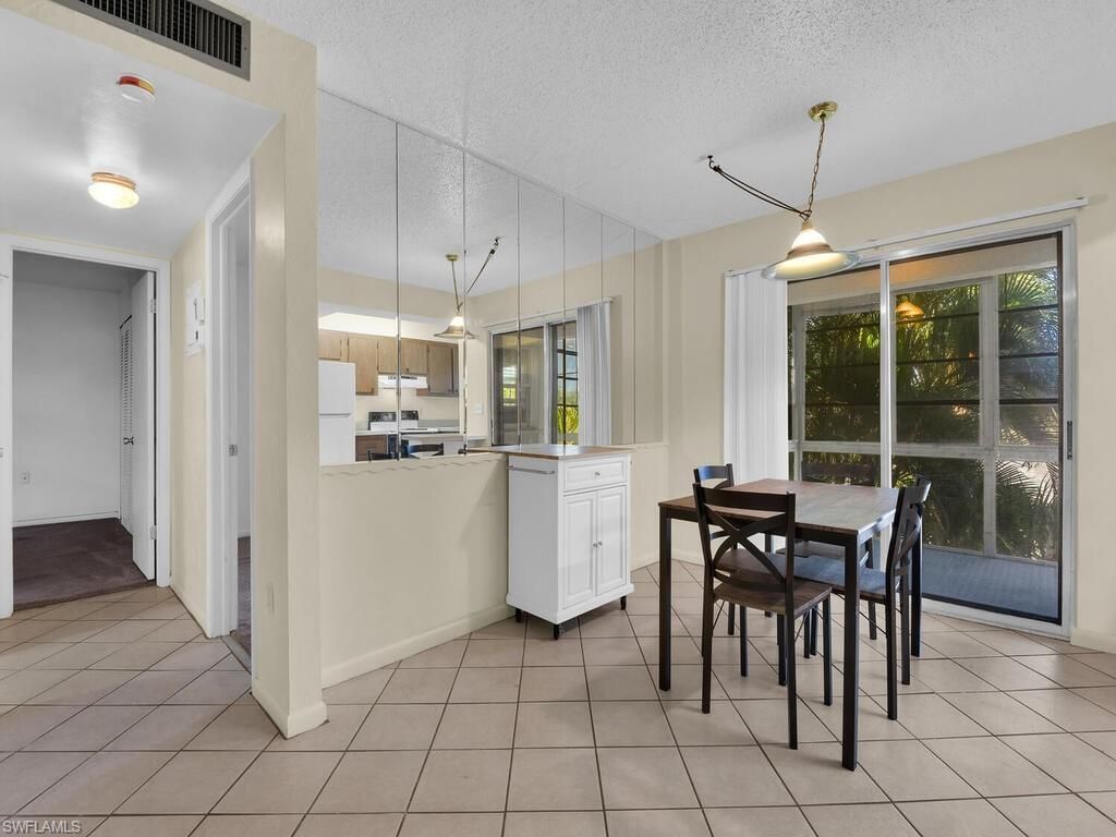 3901 Del Prado Blvd S, Unit 203, Cape Coral, FL 33904 Photo