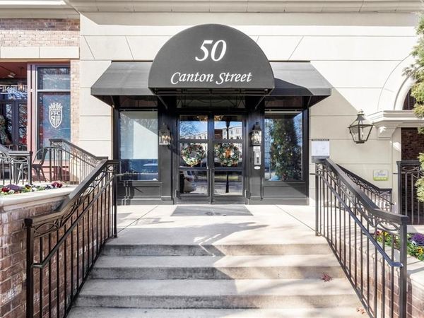 50 Canton Street, Unit 207, Alpharetta, GA 30009
