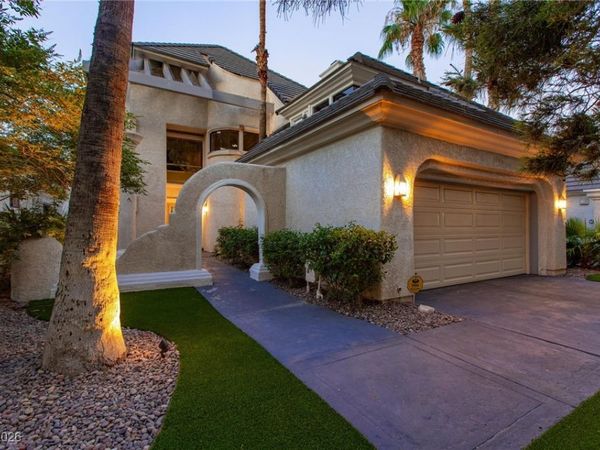 3146 Bel Air Drive, Las Vegas, NV 89109