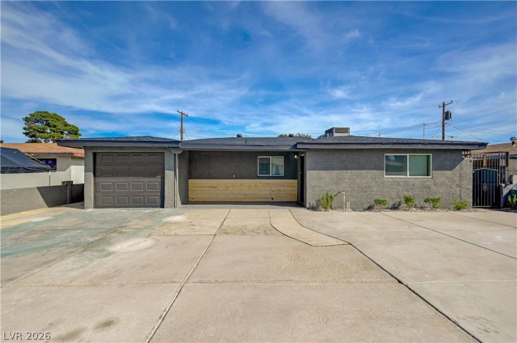 2315 Beverly Way, Las Vegas, NV 89104 Main Photo