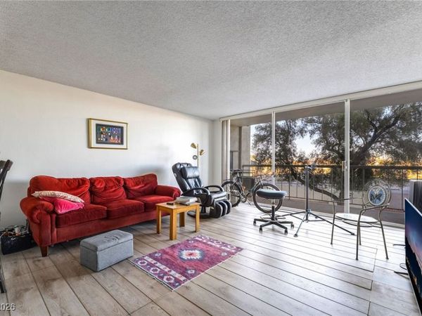 745 N Royal Crest Circle, Unit 115, Las Vegas, NV 89169