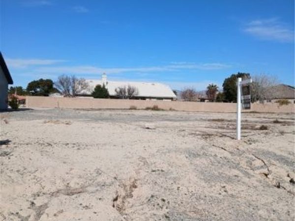 4690 Stonebridge Court, Pahrump, NV 89061