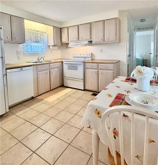 341 Shrub Ln S, North Fort Myers, FL 33917 Photo
