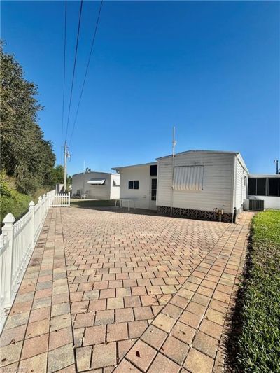 341 Shrub Ln S, North Fort Myers, FL 33917 Photo