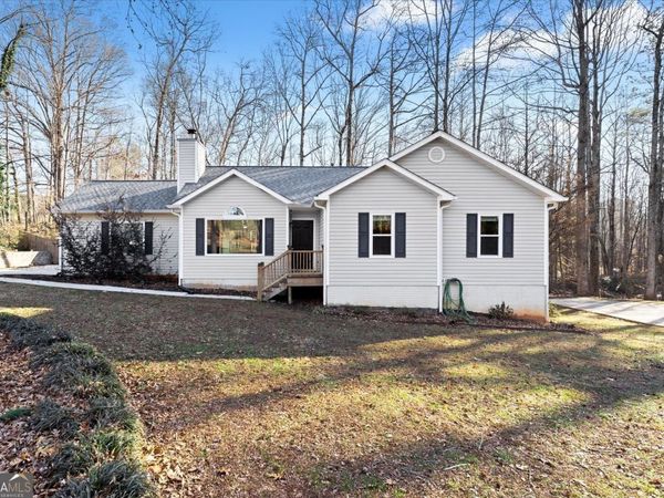 184 Ivy Trace Boulevard, Newnan, GA 30265