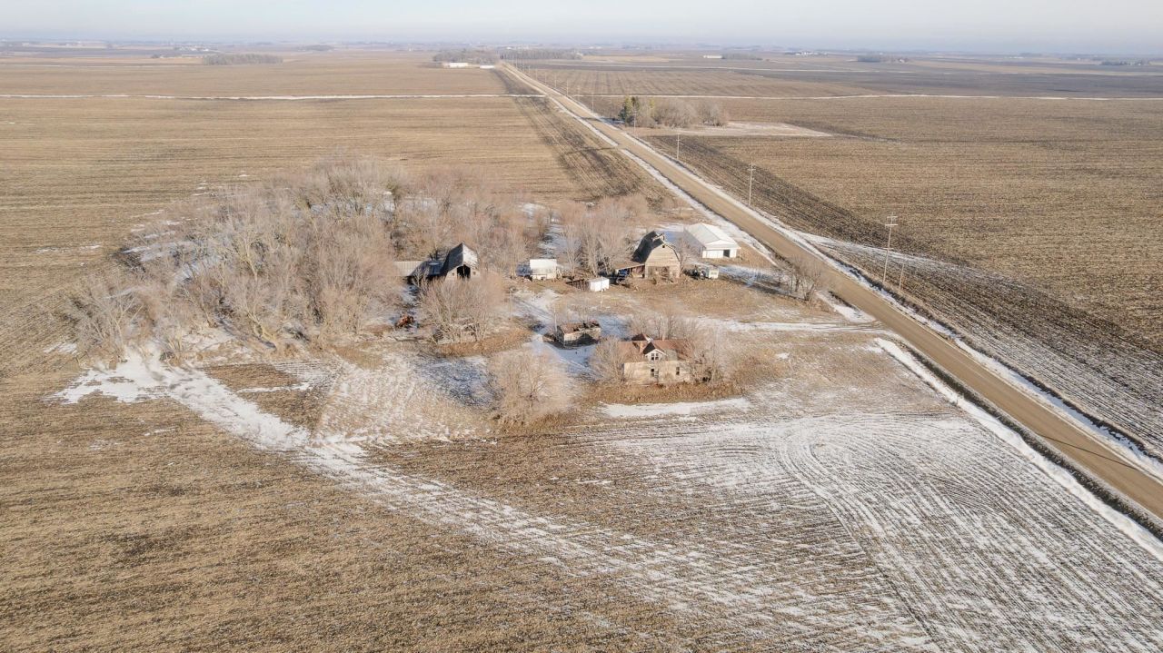 4439 220th. Avenue, Marathon, IA 50565 Main Photo