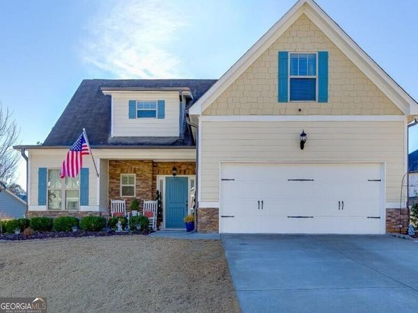 111 Gunier Circle, Dawsonville, GA 30534