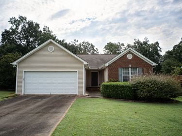 5437 Evergreen Forest Court, Flowery Branch, GA 30542