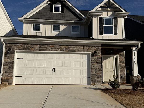 11205 Cornerstone Way, Hampton, GA 30228