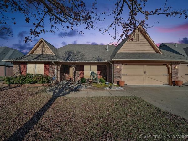 8949 N 139th East Avenue, Owasso, OK 74055