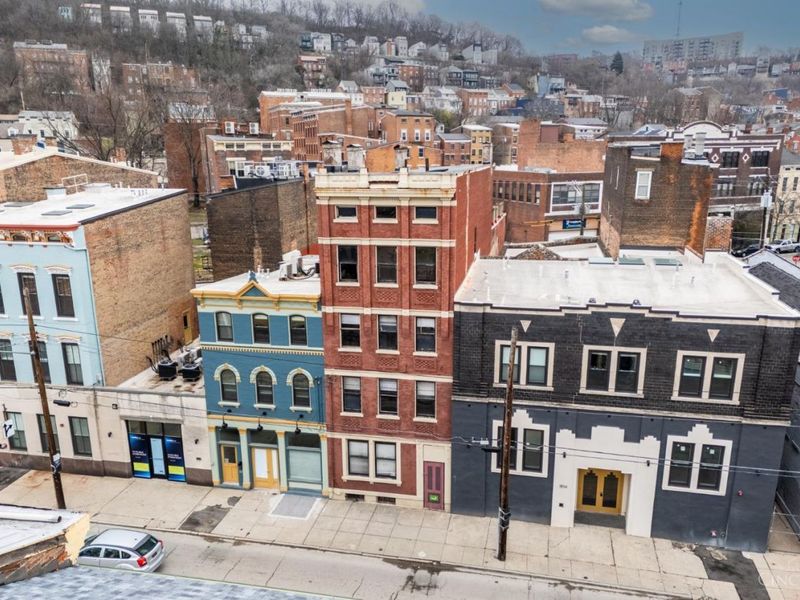 1808 Vine Street, Cincinnati, OH 45202 Photo 2