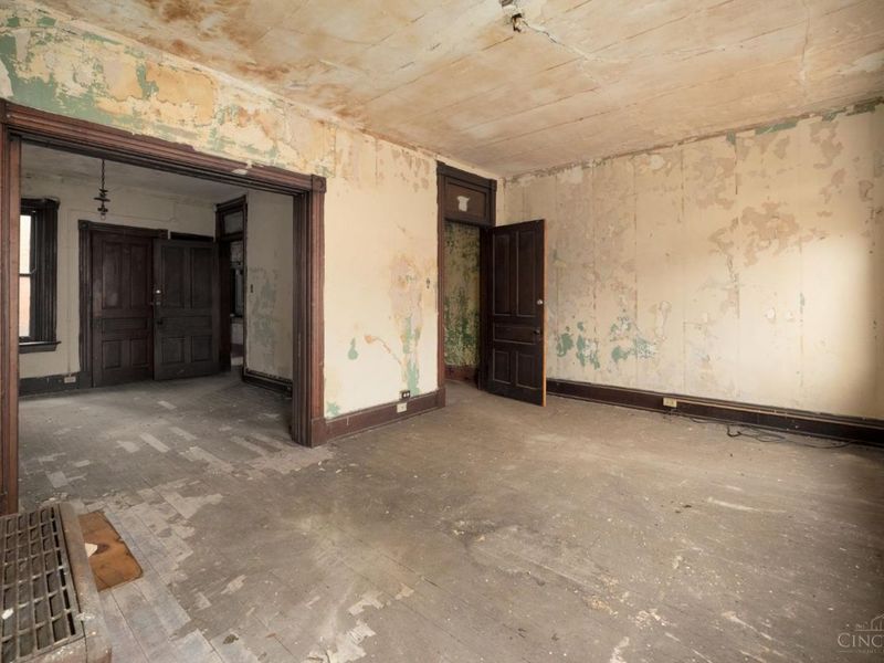 1808 Vine Street, Cincinnati, OH 45202 Photo 34