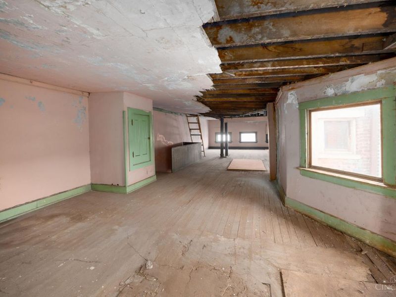 1808 Vine Street, Cincinnati, OH 45202 Photo 45