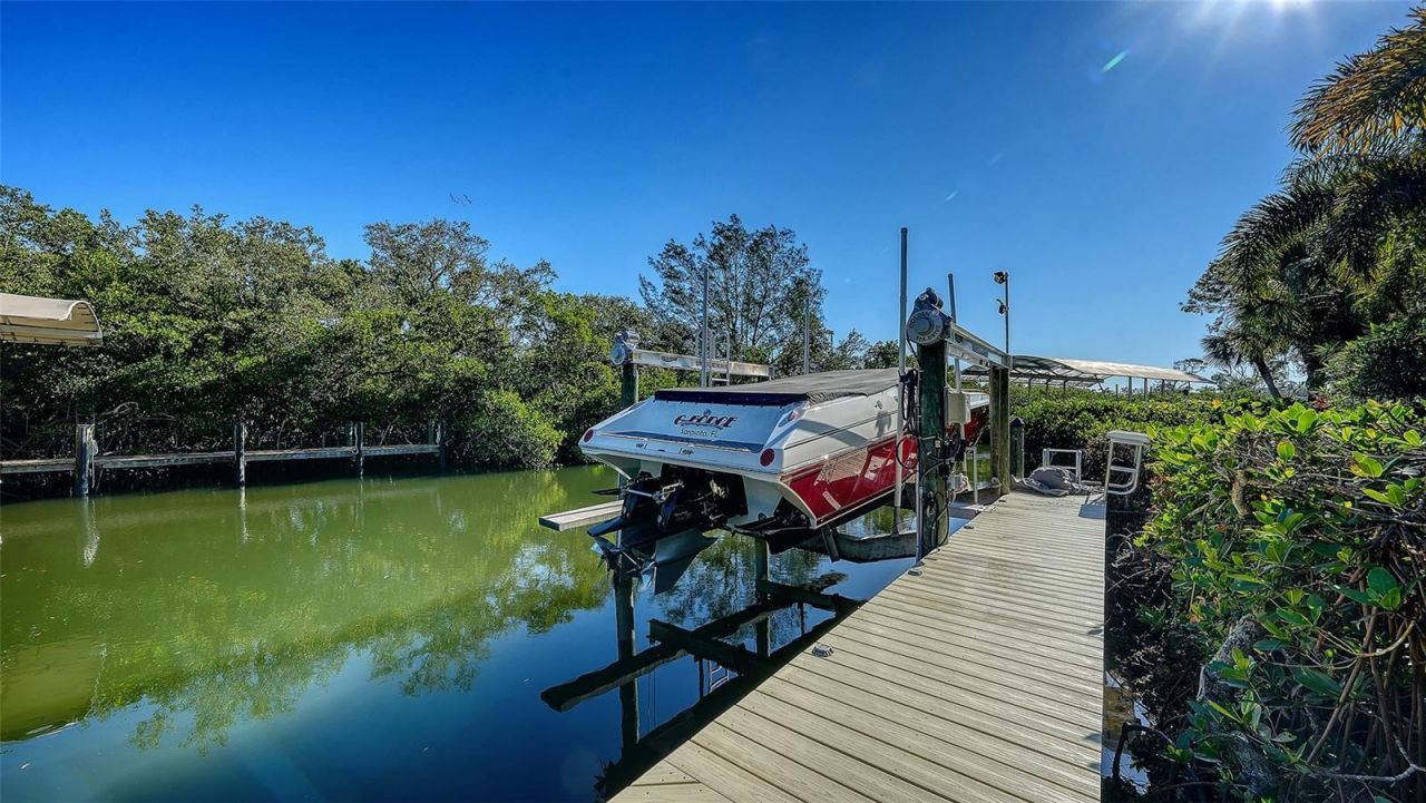 7118 Hawks Harbor Circle, Bradenton, FL 34207 Photo