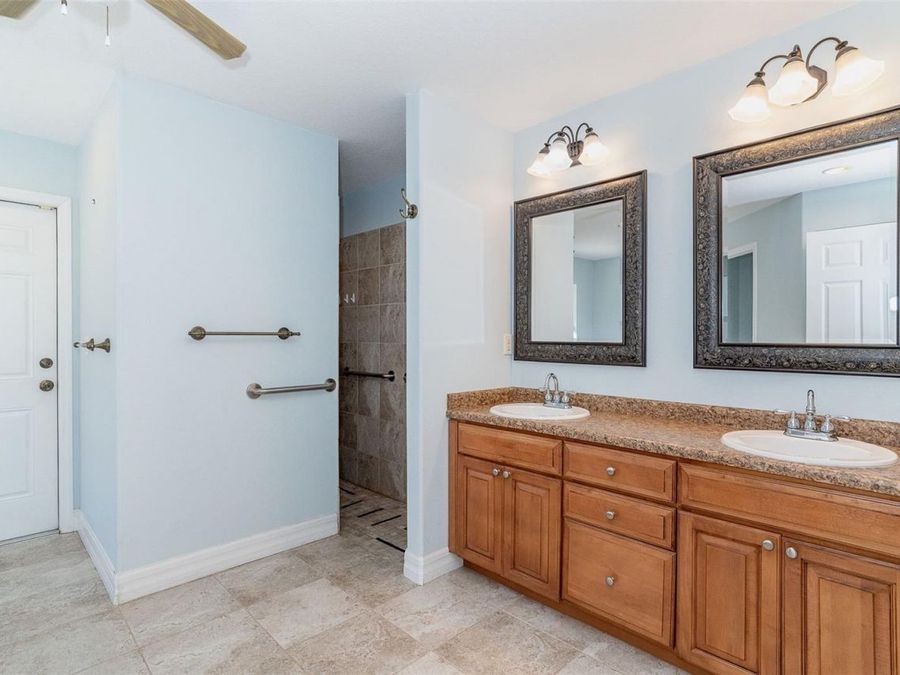 Property Image 81