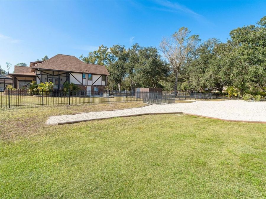 Property Image 89
