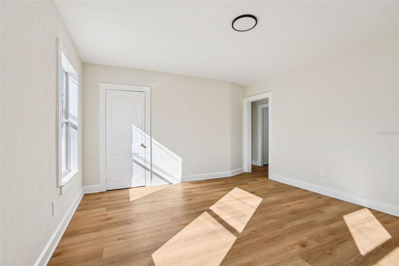 305 28th Street S, Saint Petersburg, FL 33712 Photo