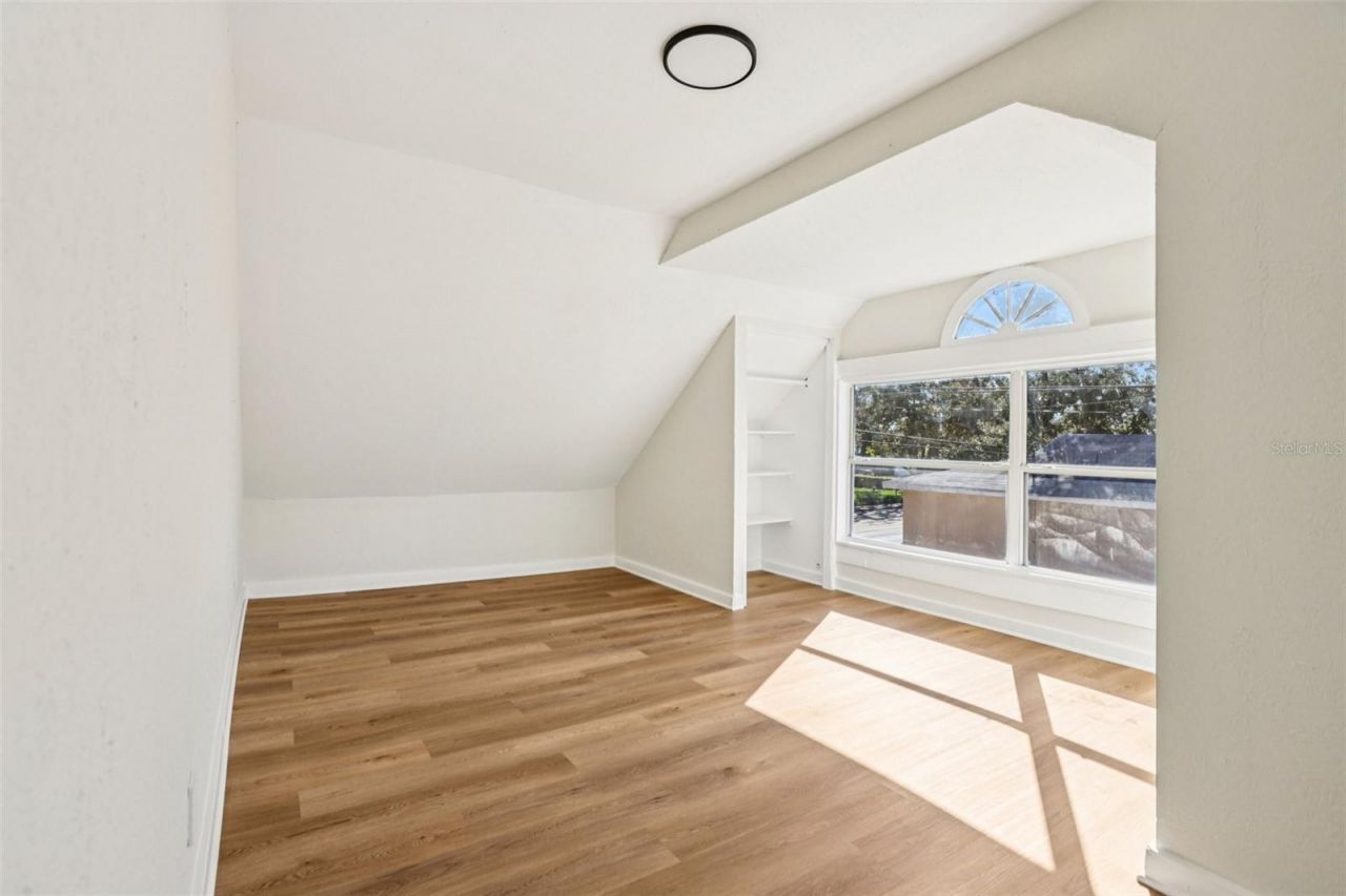 305 28th Street S, Saint Petersburg, FL 33712 Photo