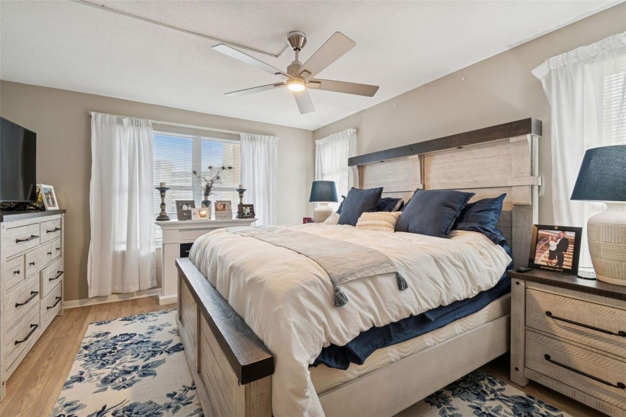 5220 Brittany Drive S, Unit 501, Saint Petersburg, FL 33715 Photo