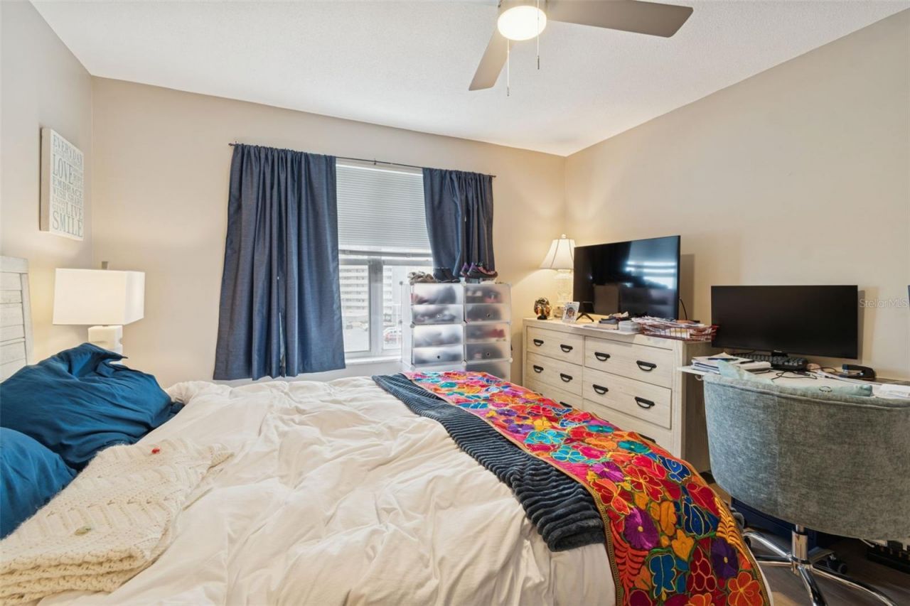 5220 Brittany Drive S, Unit 501, Saint Petersburg, FL 33715 Photo