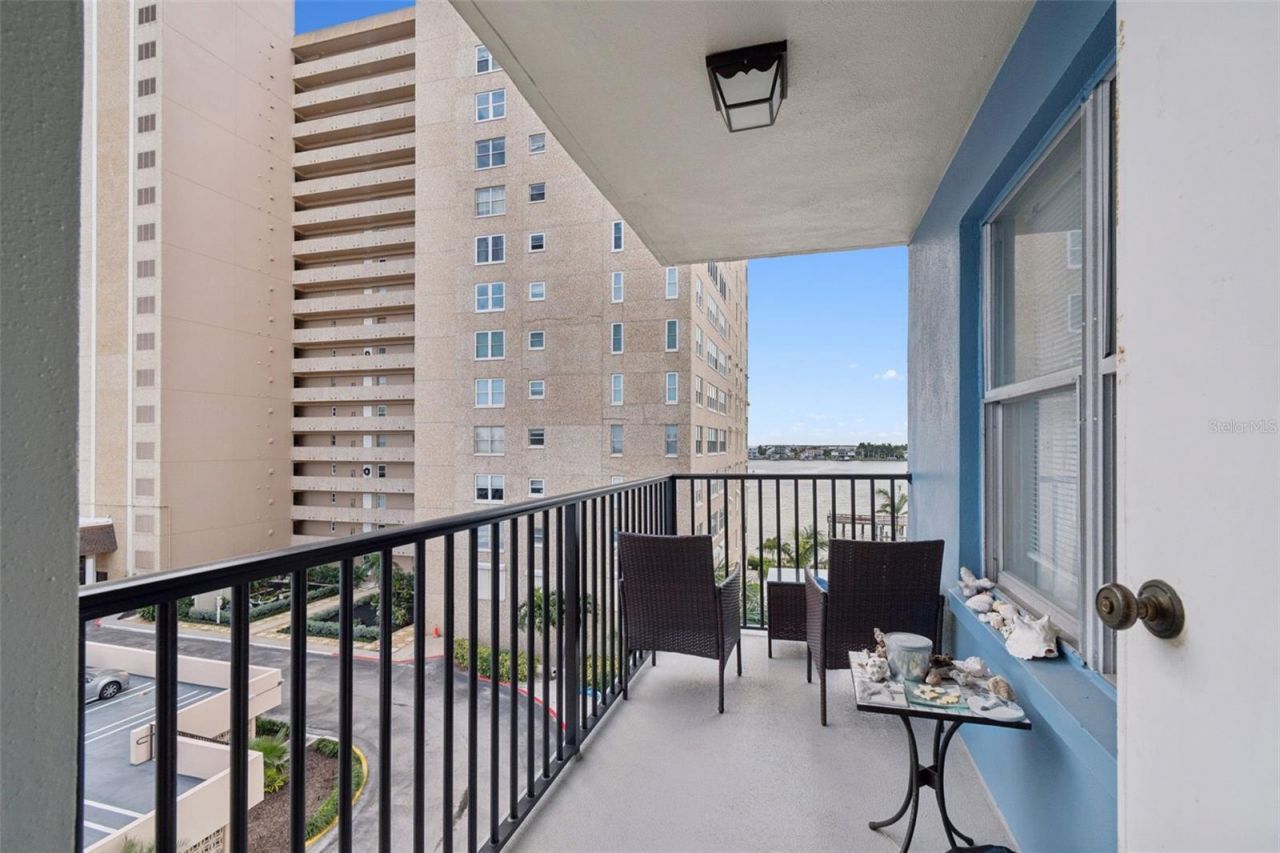 5220 Brittany Drive S, Unit 501, Saint Petersburg, FL 33715 Photo