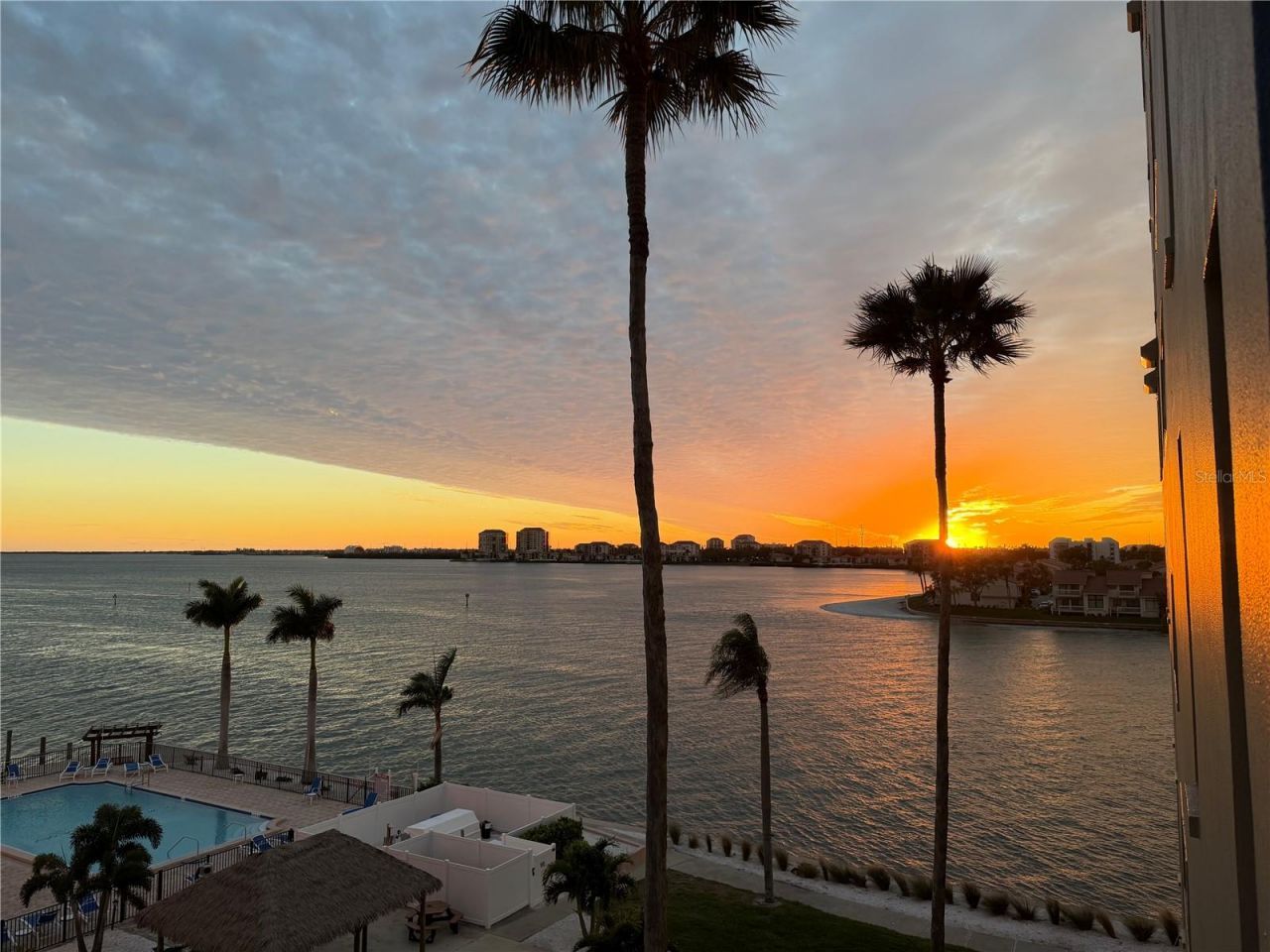 5220 Brittany Drive S, Unit 501, Saint Petersburg, FL 33715 Photo