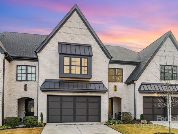 119 Thorncote Place, Charlotte, NC 28226