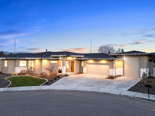 2332 S Grinberg Pl., Meridian, ID 83642