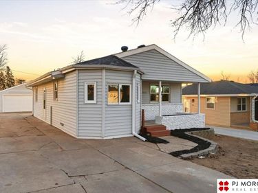 3821 Emiline Street, Omaha, NE 68147