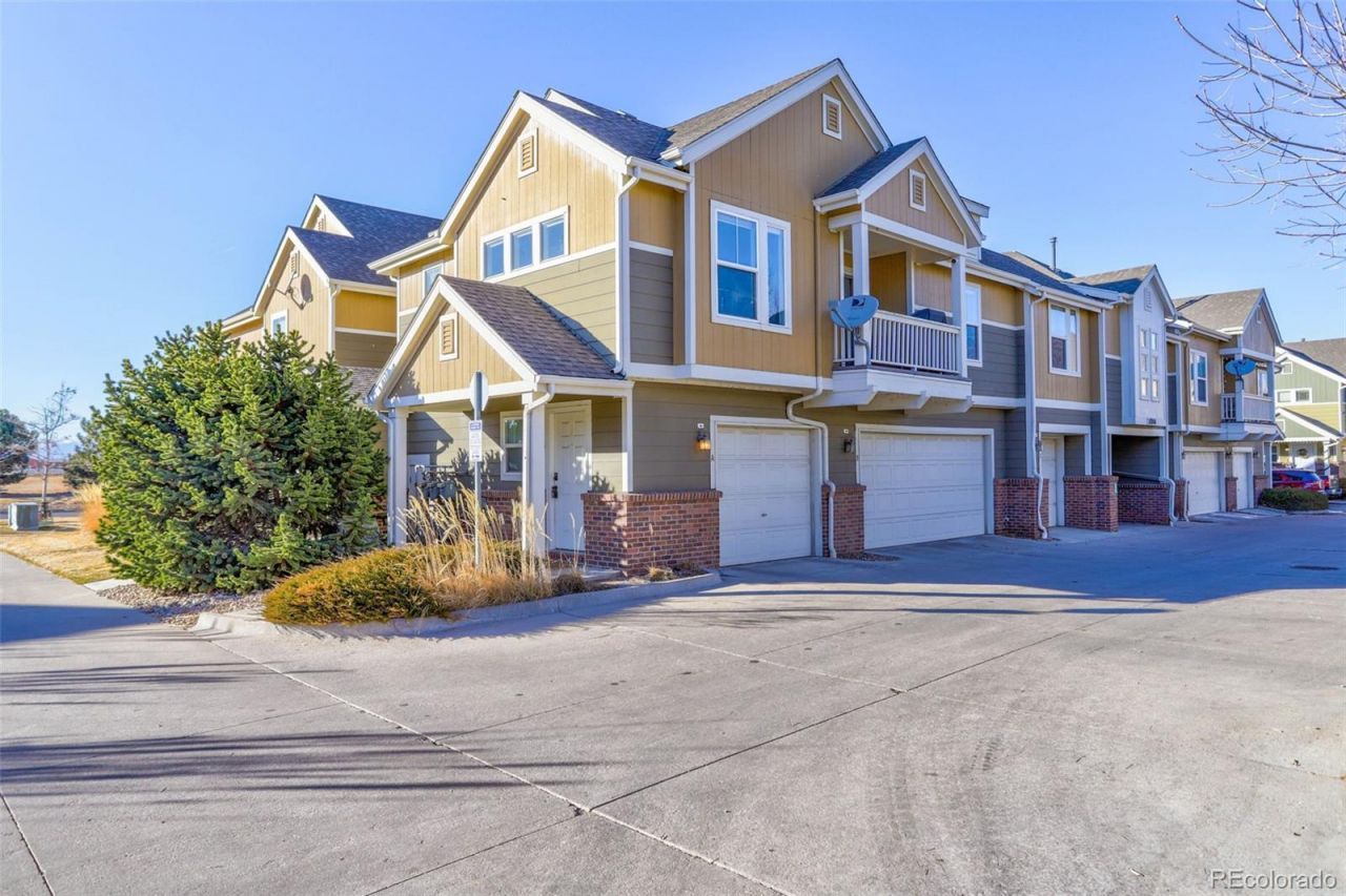 11844 Oak Hill Way, Unit A, Commerce City, CO 80640 Main Photo
