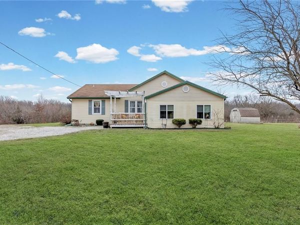 314 NE 550th Road, Warrensburg, MO 64093