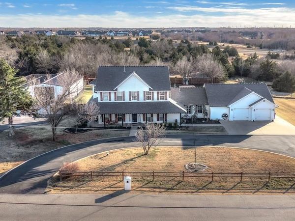 13532 Lacresta Drive, Piedmont, OK 73078