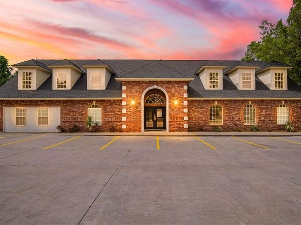 2412 Palmer Circle, Norman, OK 73069