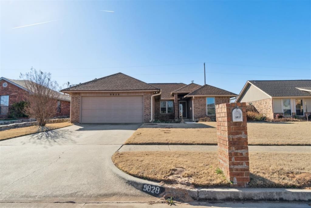 9828 Railroad, Midwest City, OK 73130 Main Photo