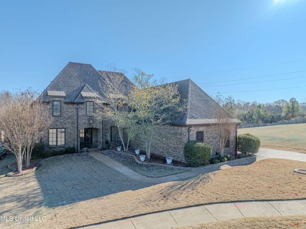 6394 Cody Cove, Olive Branch, MS 38654