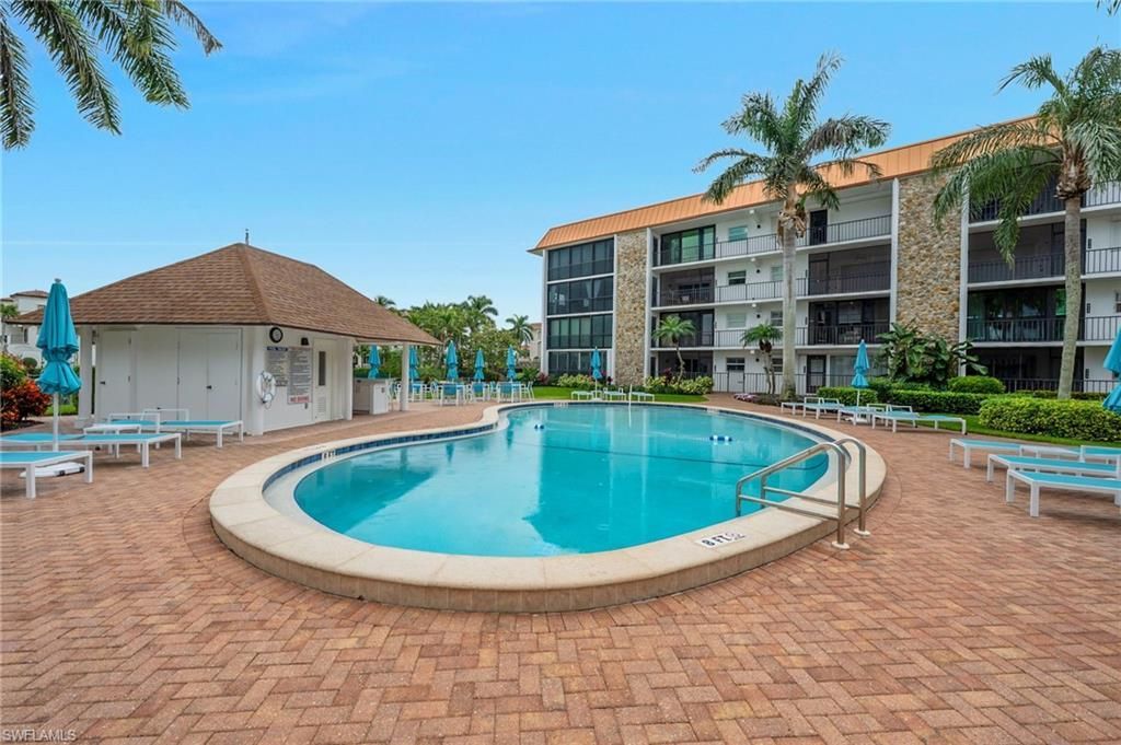 2900 Gulf Shore Blvd N, Unit 312, Naples, FL 34103 Photo
