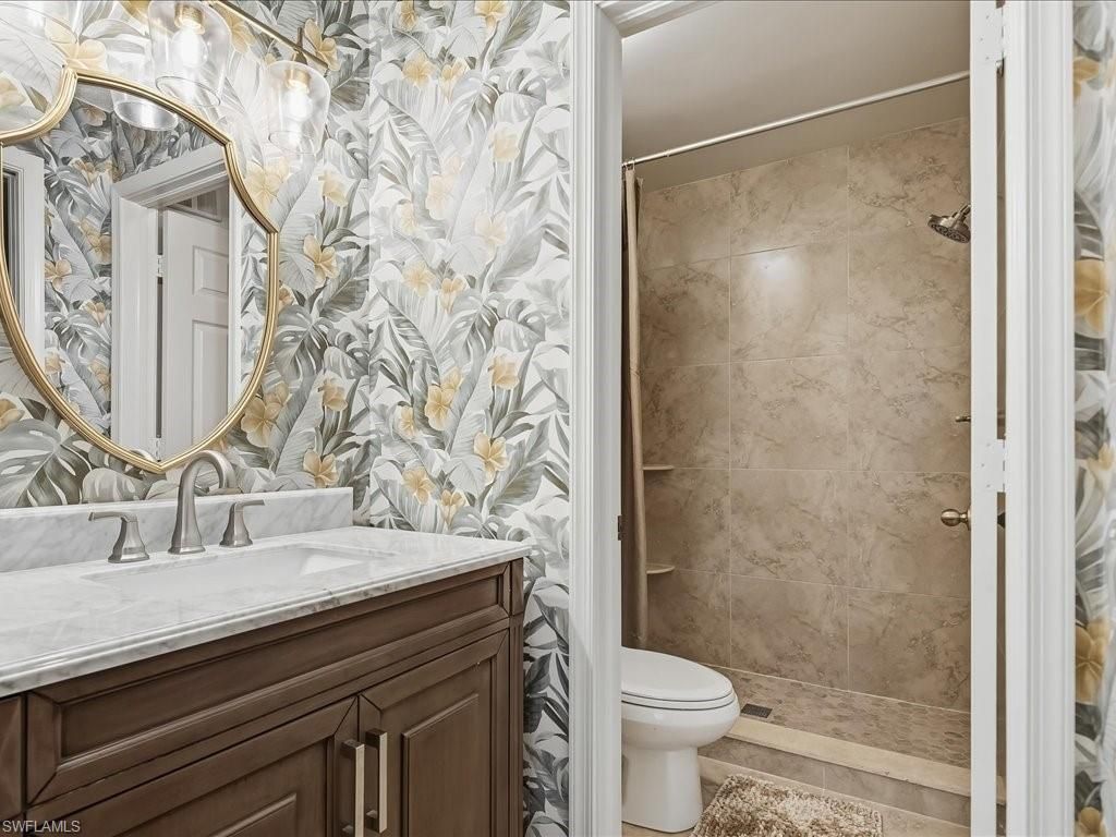 5767 Deauville Cir, Unit D305, Naples, FL 34112 Photo