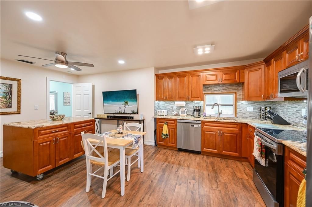 4240 Perth Ct, North Fort Myers, FL 33903 Photo