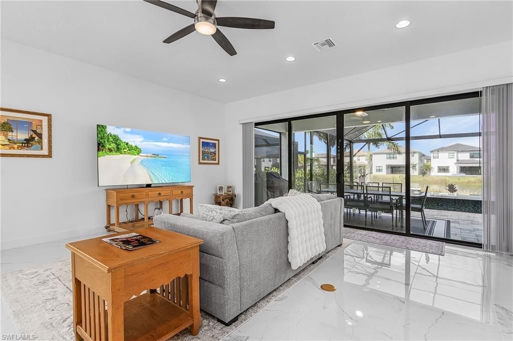 20389 Estero Crossing Blvd, Estero, FL 33928 Photo