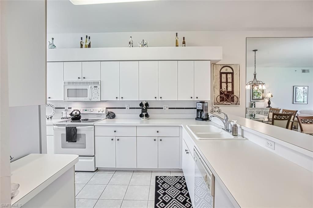 9350 Highland Woods Blvd, Unit 4101, Bonita Springs, FL 34135 Photo