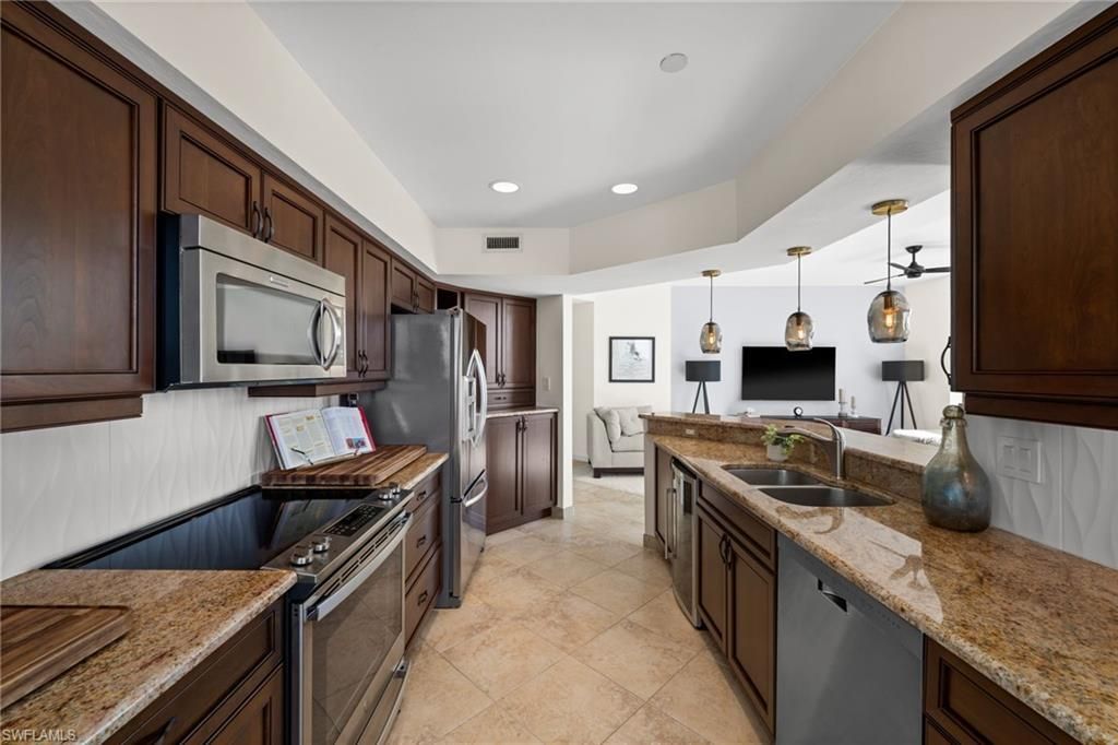 4255 Gulf Shore Blvd N, Unit 204, Naples, FL 34103 Photo