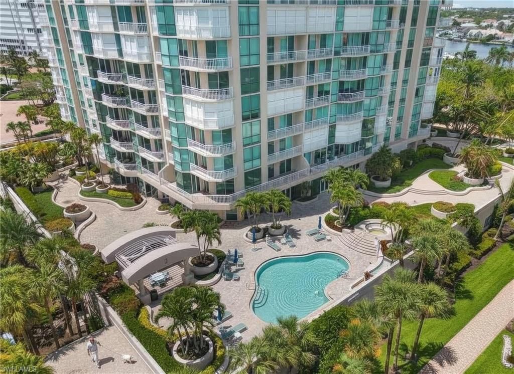 4255 Gulf Shore Blvd N, Unit 204, Naples, FL 34103 Photo