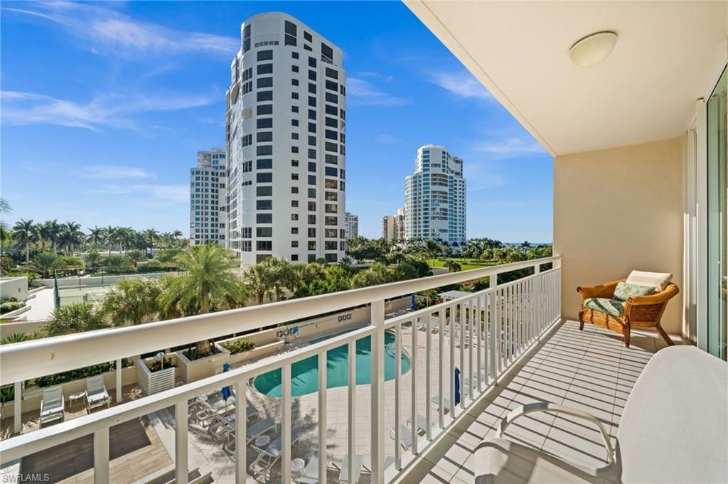 4255 Gulf Shore Blvd N, Unit 204, Naples, FL 34103 Photo
