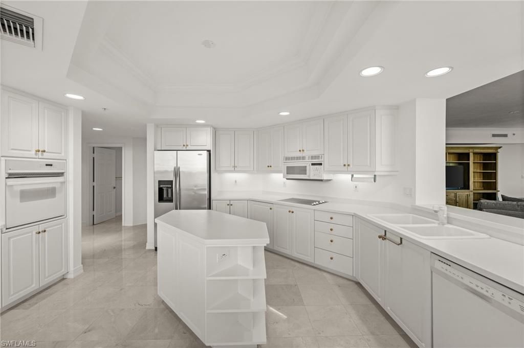 445 Dockside Dr, Unit A504, Naples, FL 34110 Photo