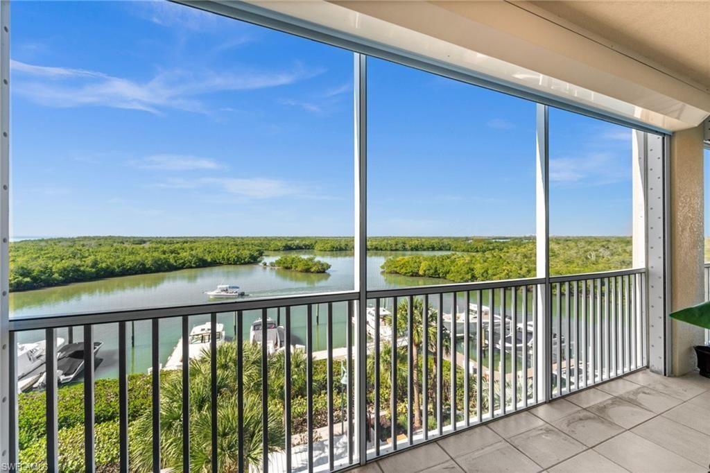 445 Dockside Dr, Unit A504, Naples, FL 34110 Photo