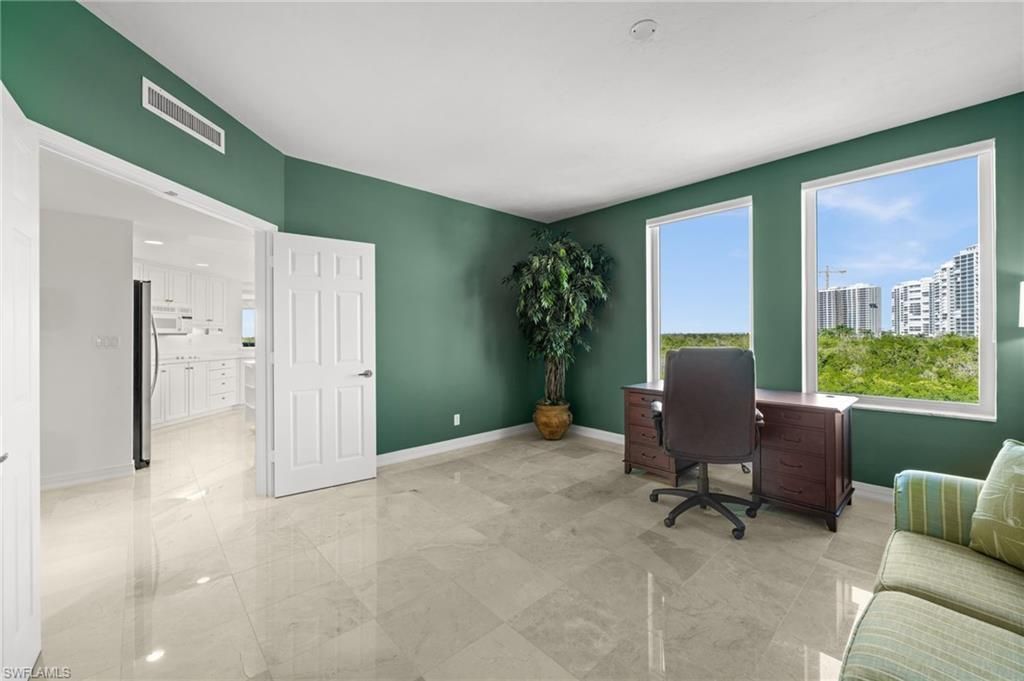 445 Dockside Dr, Unit A504, Naples, FL 34110 Photo